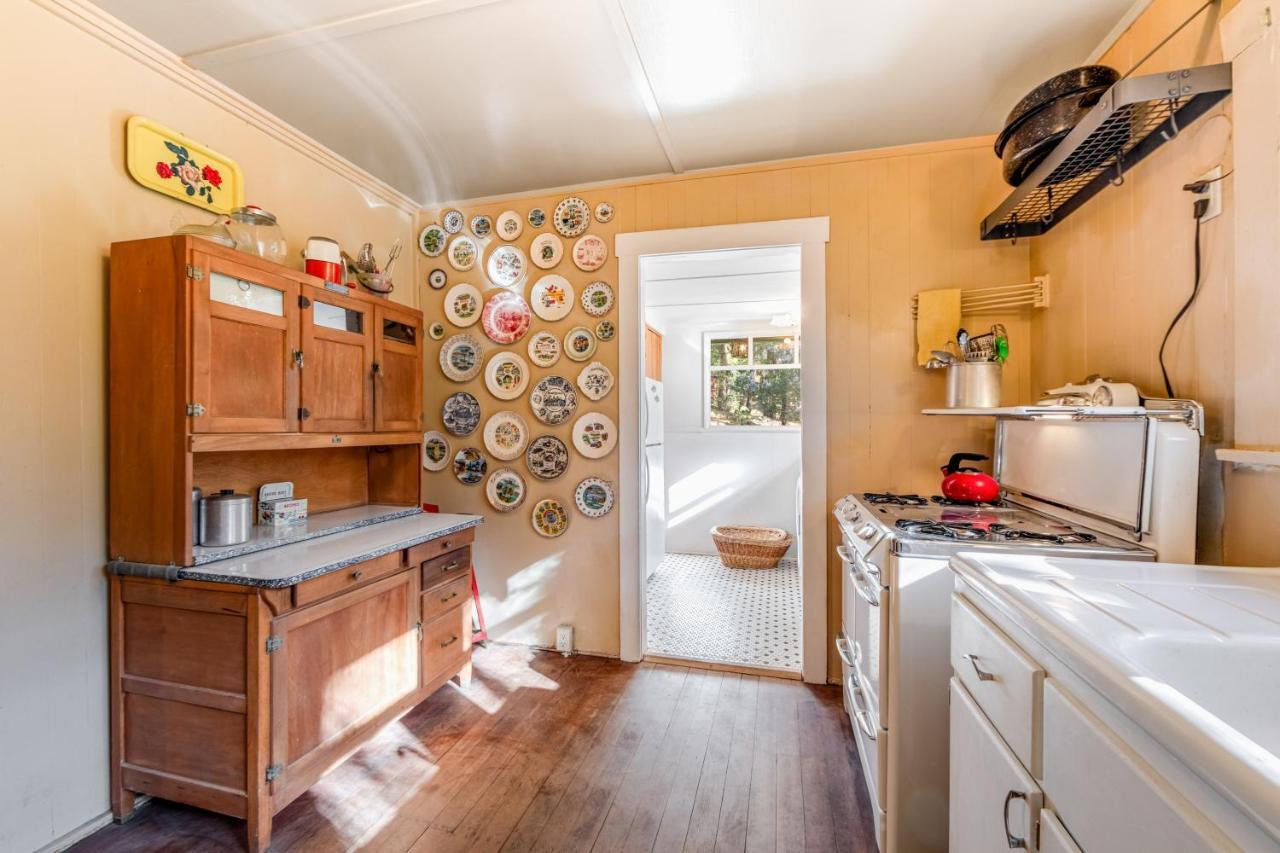 Idyllwild Glory Days Villa ภายนอก รูปภาพ